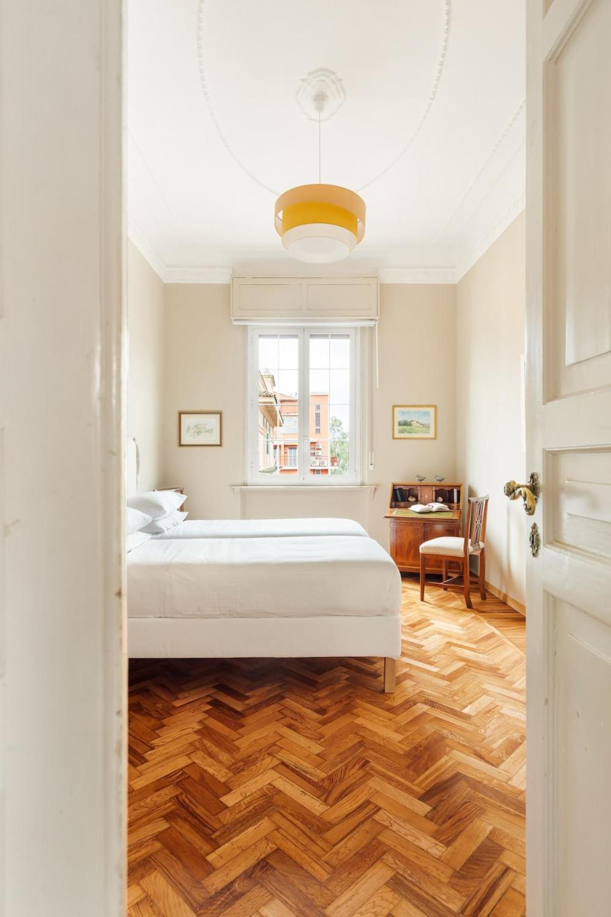 Casa Augusta, A Burghesius Apartment Rome
